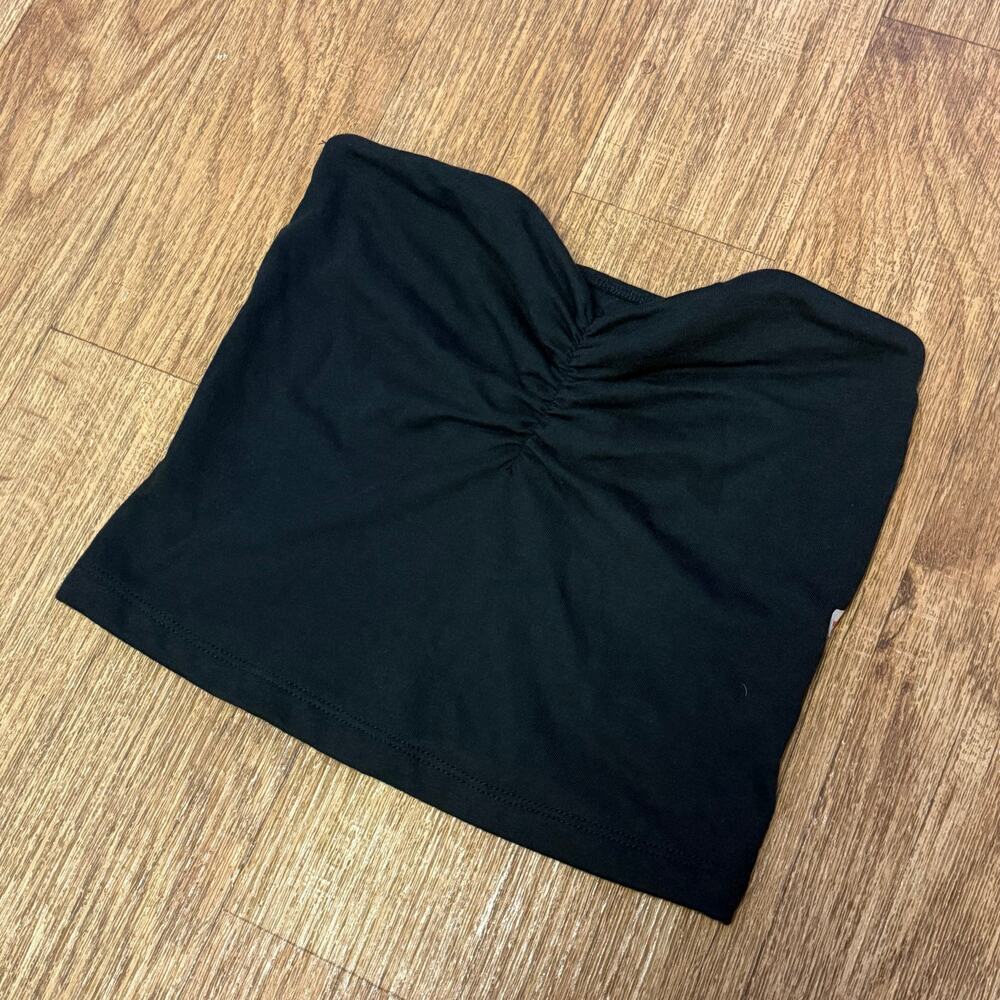NWOT BDG Black Strapless Ruched Sweetheart Neckline Cropped Tube Top Size Small